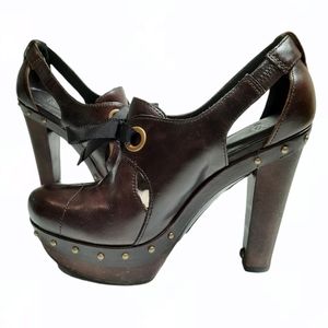 UGG Celestina brown leather Platforms Size 7
